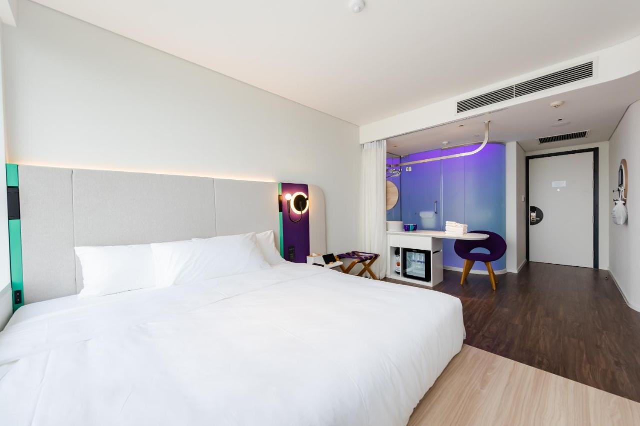 Tru By Hilton Bac Giang City Centre Exterior photo
