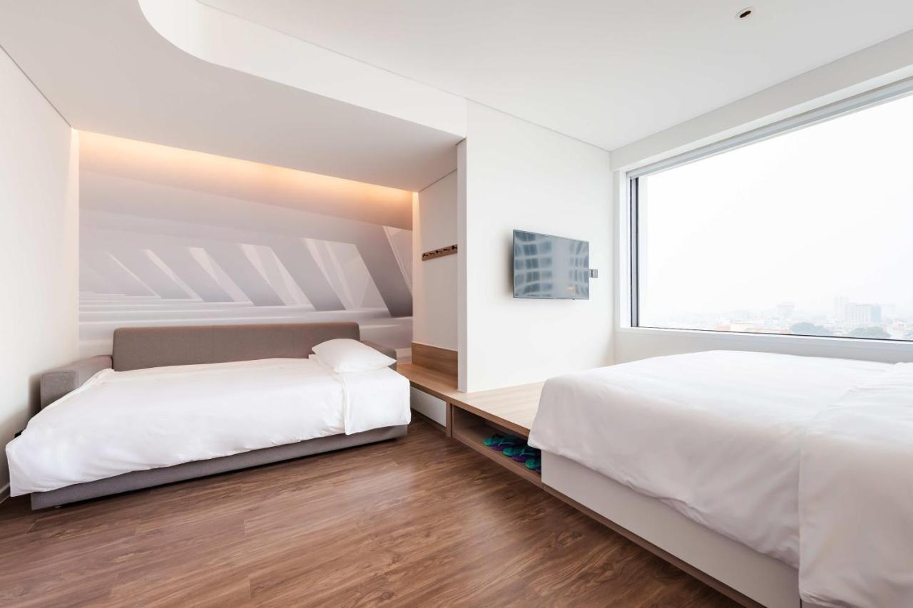 Tru By Hilton Bac Giang City Centre Exterior photo